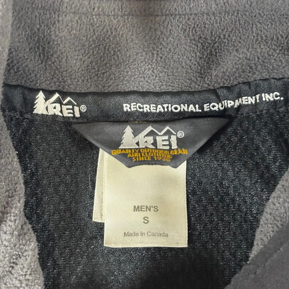 REI Mens Full Zip Fleece Vest Black Gray Colorblock Outdoor Hiking Small
